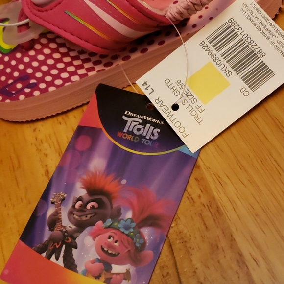 TROLLS LIGHTED FOOTWEAR SIZE 5/6 - Picture 6 of 12